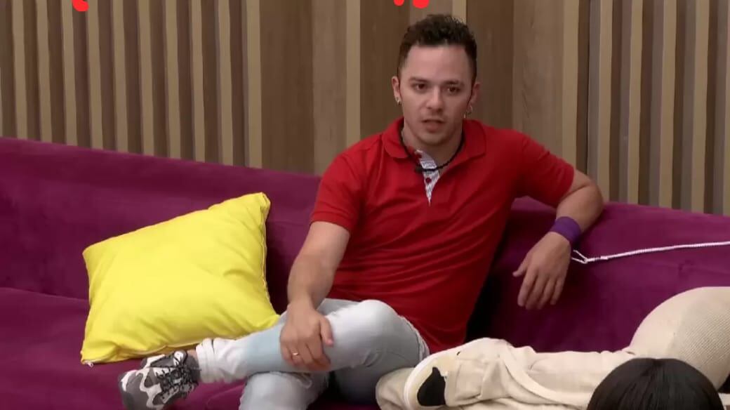 El actor Sebastián Gutiérrez, de 25 años, abandonó la Casa de los Famosos por recomendación del departamento de psicología. Foto tomada de redes