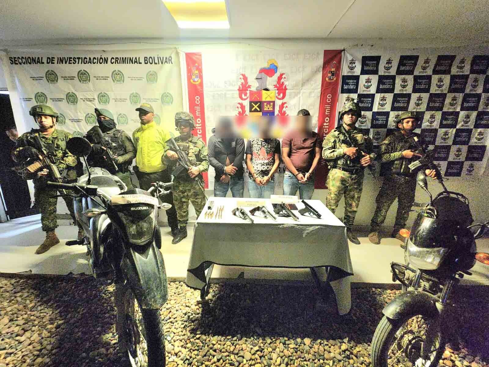 Los capturados fueron a disposición de las autoridades competentes.