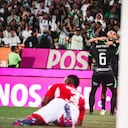 Imagen del juego entre Nacional y Santa Fe en el Atanasio Girardot de Medellín.