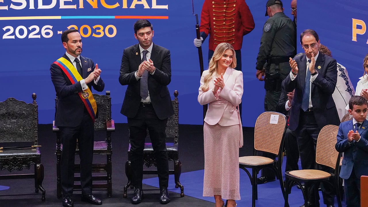 El presidente de la Cámara, Nicolás Barguil, acompañó al presidente y al vicepresidente durante la posesión.