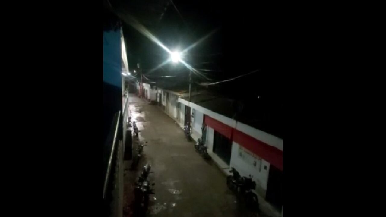 Ataques a la policía de Hacarí, Norte de Santander. Los hechos causaron pánico entre la población.