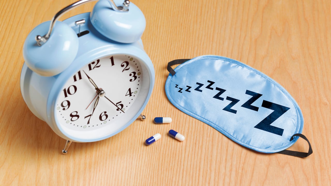 Dormir - alarma - sueño