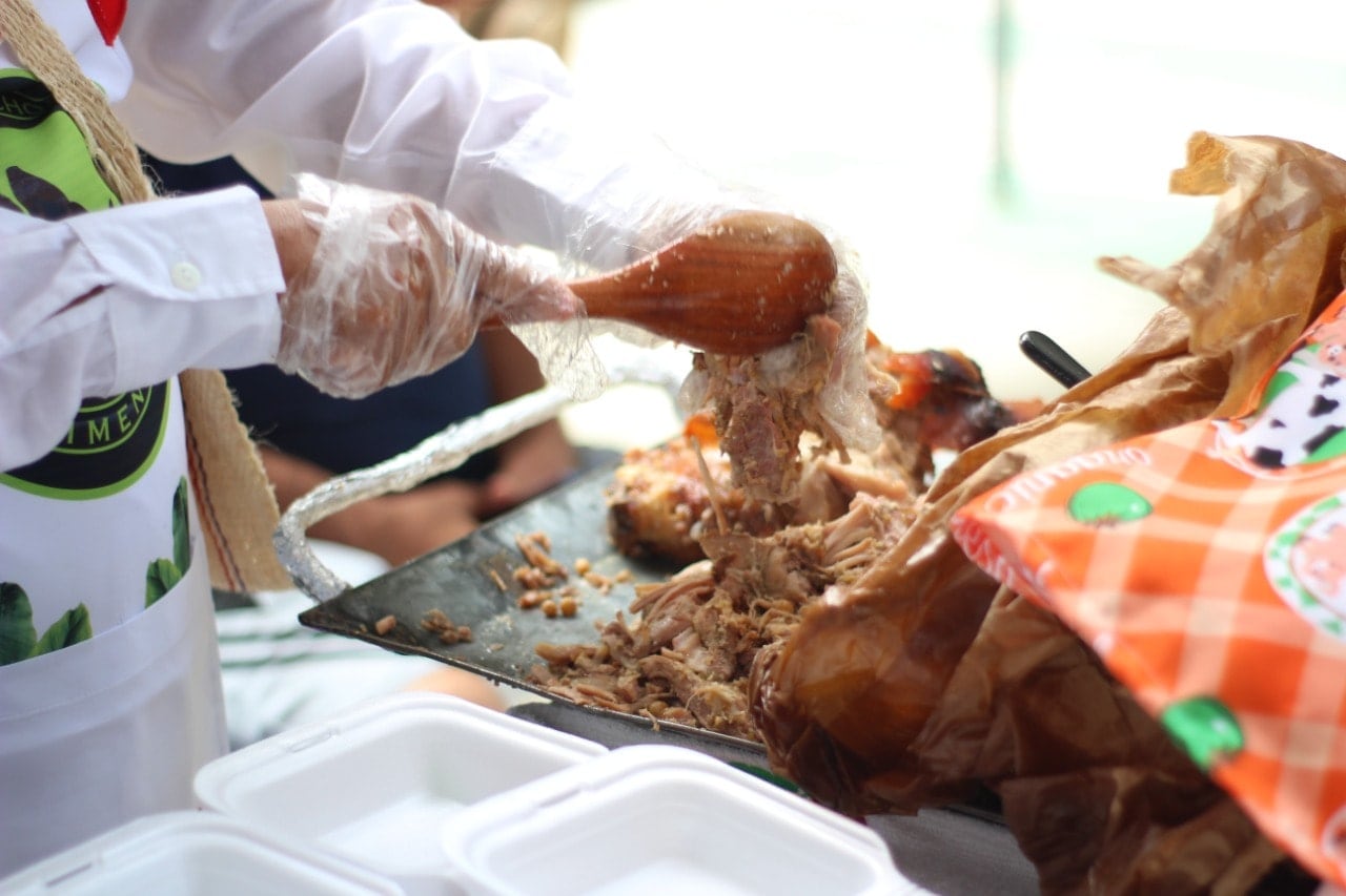 La preparación de la lechona es una tradición tolimense.