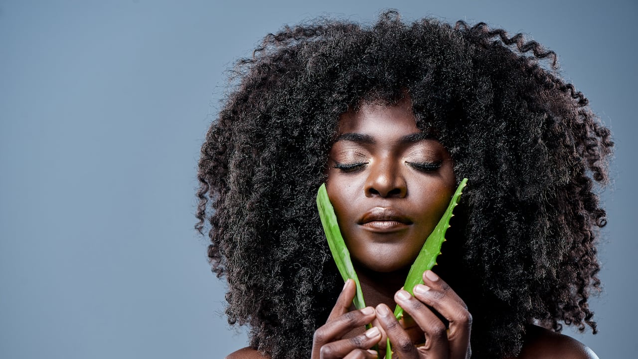 Sábila en el rostro