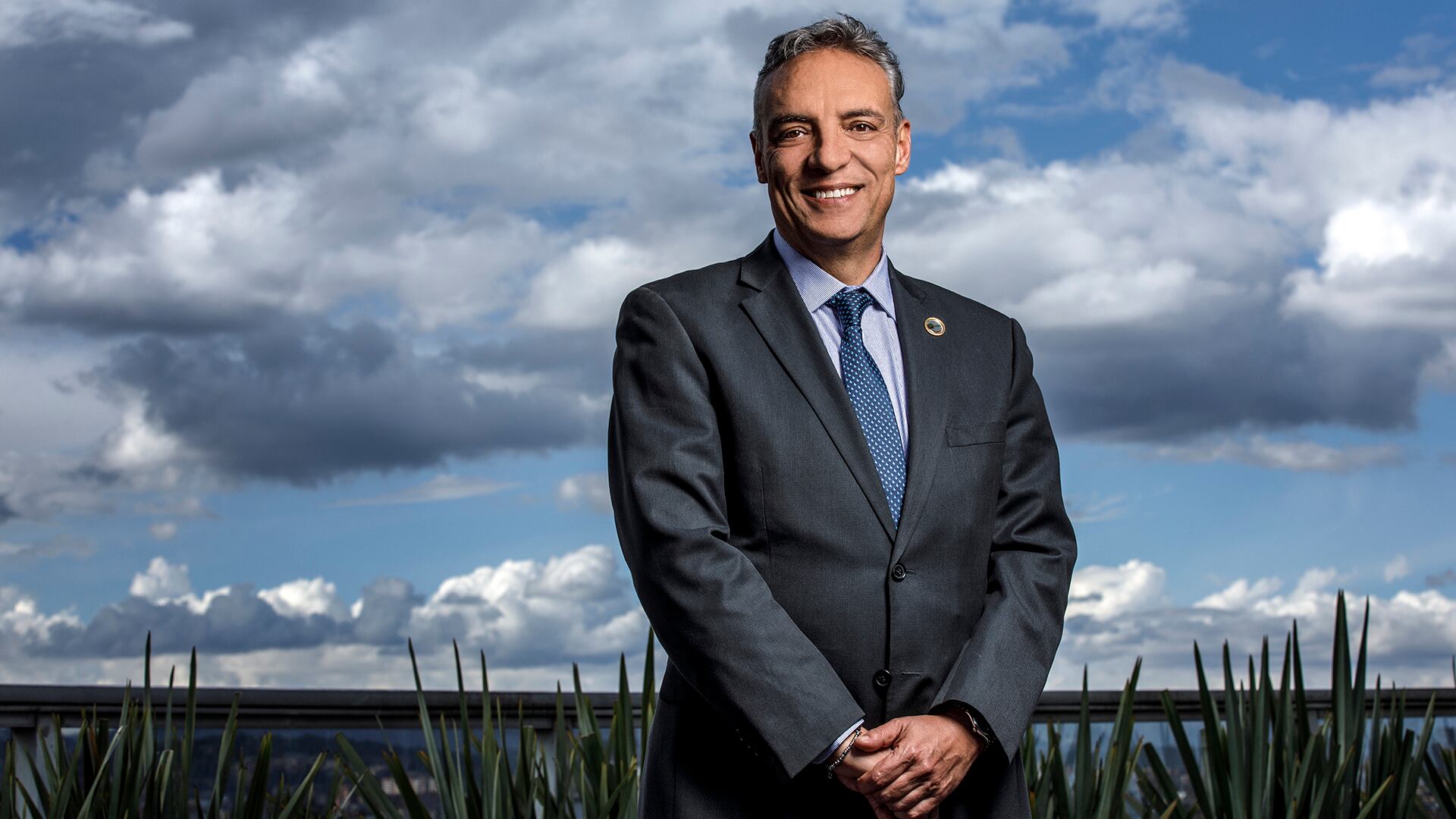 Invitados: Roberto Jairo Jaramillo, Gobernador del Quindío