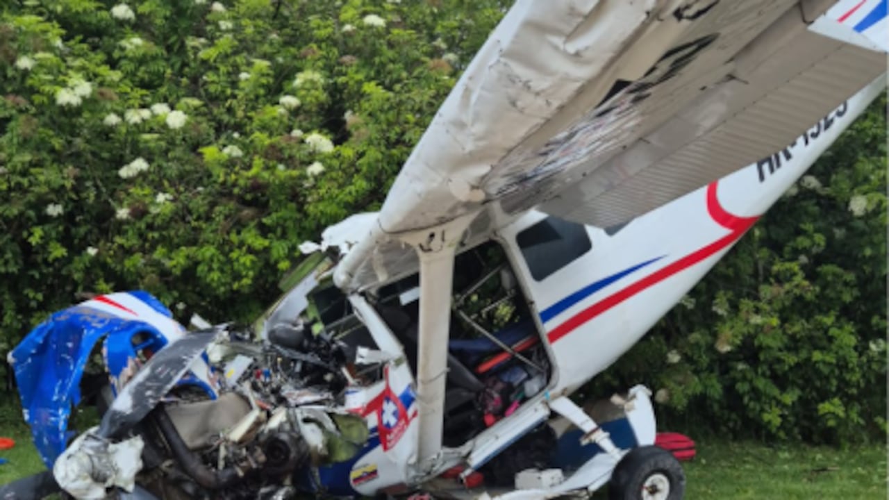 Accidente de avioneta. Tuvo que hacer un aterrizaje forzoso en una finca en límites entre los municipios de Cajicá y Chía