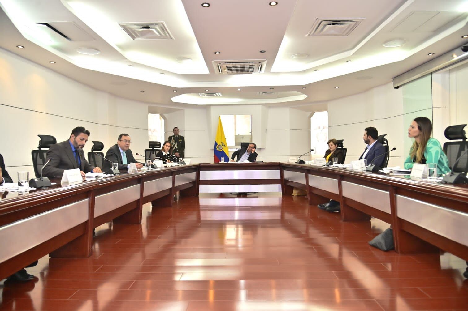 Mesa técnica en la Casa de Nariño sobre la reforma laboral