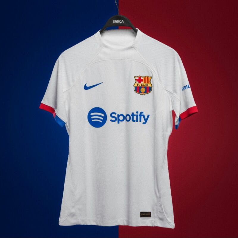 Segunda indumentaria del Barcelona.