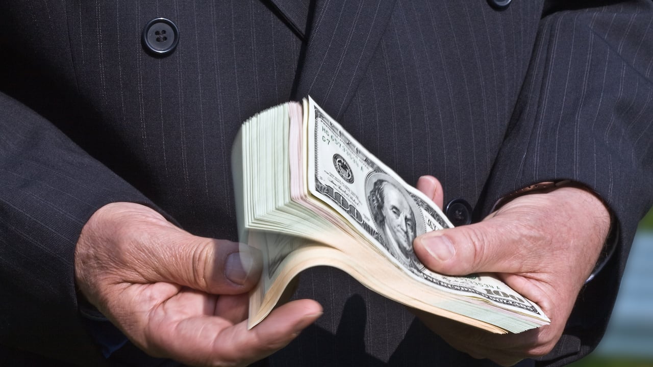 Estrategias de IA que están haciendo multimillonarios a los emprendedores.