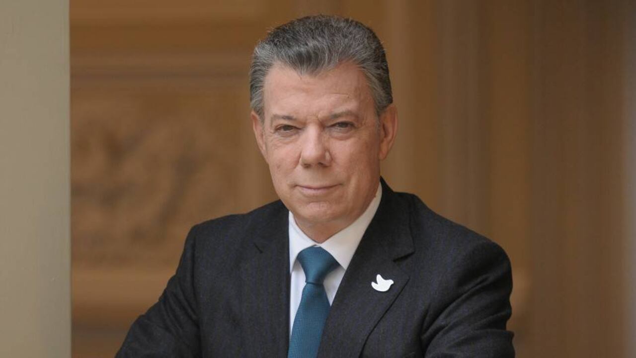 Varios mandatarios han tenido que enfrentar una crítica igual de despiadada a la de Santos en su gobierno. Aquí le mostramos algunos ejemplos.