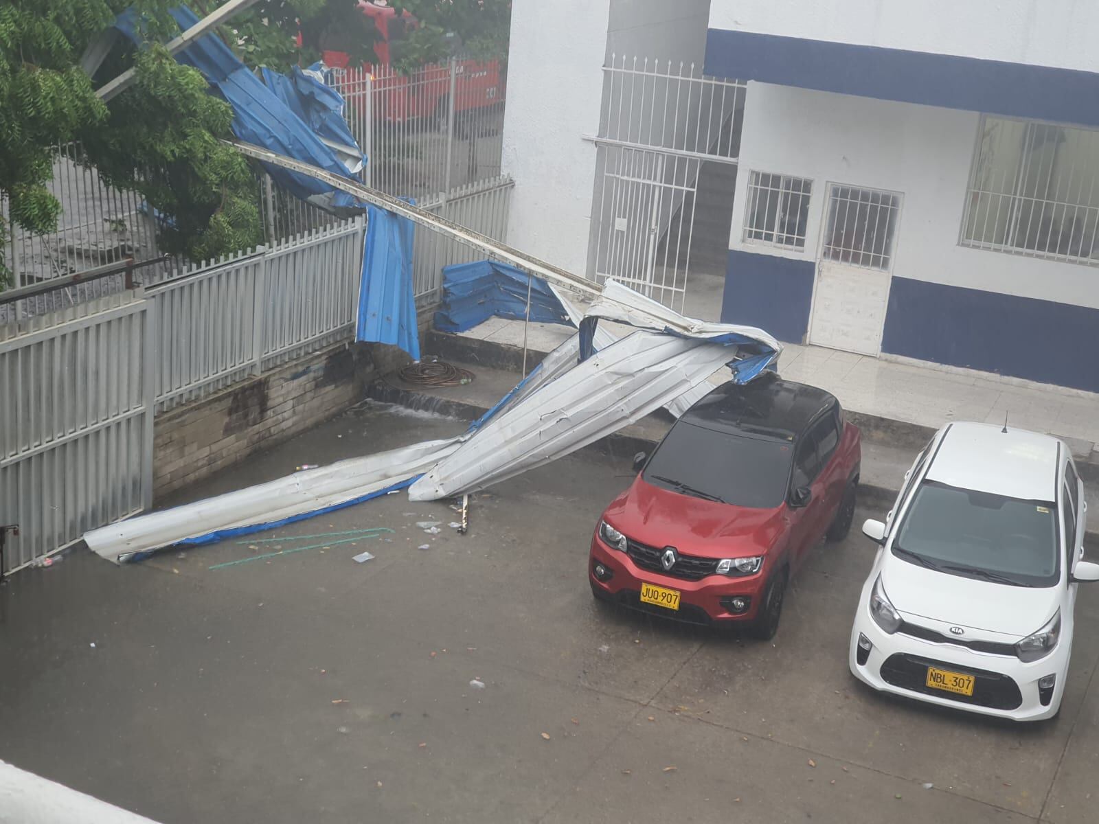 Estacionamiento del Colegio Técnico Diversificado de Las Nieves. Foto: Cortesía.