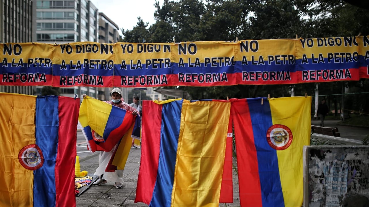 Marcha 29 octubre contra Gustavo Petro
Bogota. Plaza Bolivar