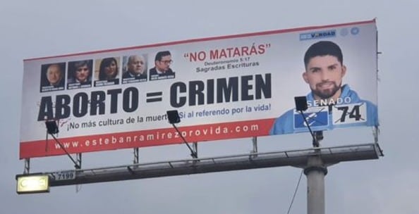 Valla de Alberto Esteban Ramírez Alfonso, candidato al Senado del Partido Conservador.