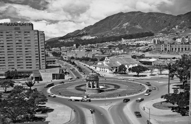 Glorieta de San DIego 1960 Saúl Orduz Fondo Saúl Orduz / Colección Museo de Bogotá.