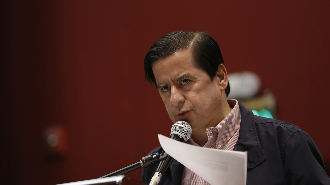 Juan Fernando Cristo, ministro del Interior.