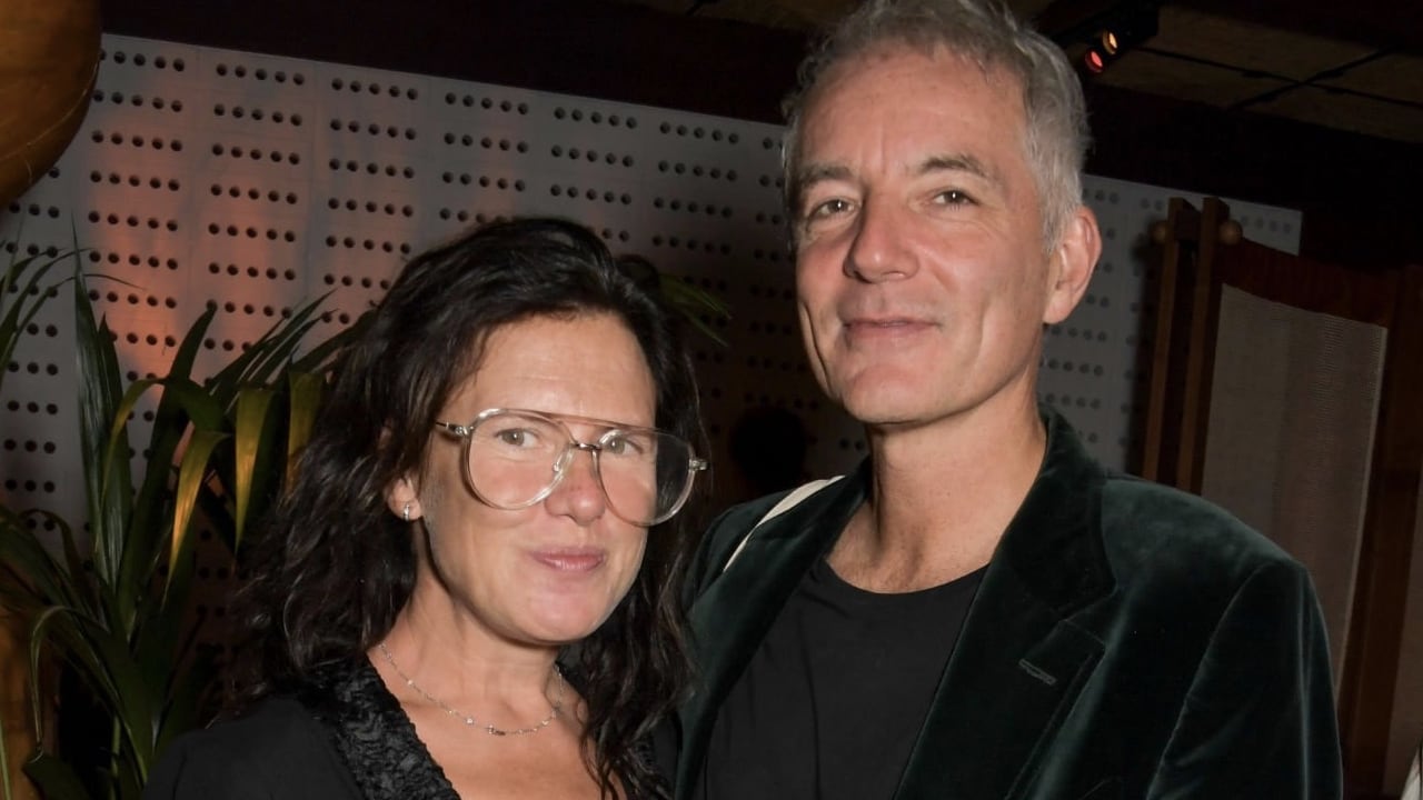 Steve Mackey junto a su esposa la diseñadora Katie Grand