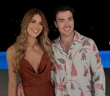 La pareja sorprendió a sus seguidores con la noticia de que se casarán.