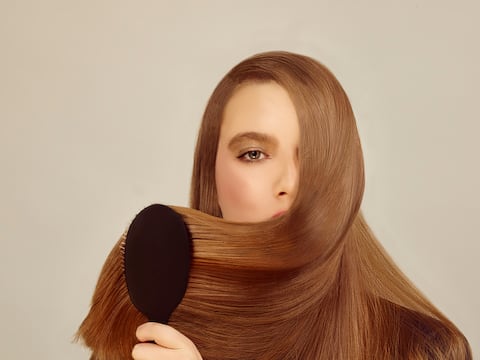 En el sector de la belleza, la maicena ha sido identificada como un alisador de cabello increíblemente efectivo, logrando resultados visibles en solo 10 minutos.