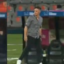 Una cámara registró la reacción de los dos técnicos tras la anotación.