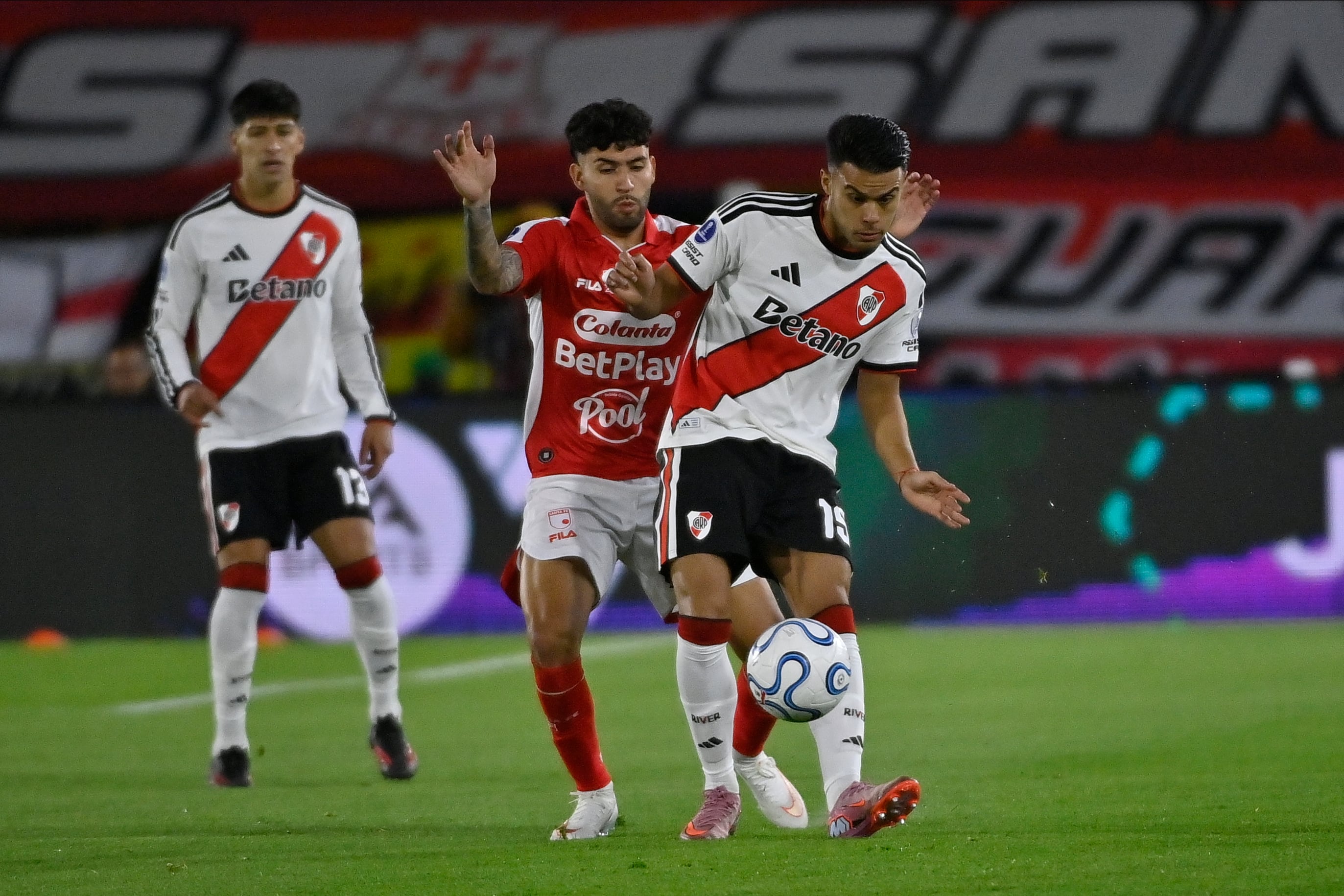 Fausto Vera con Nahuel Bustos