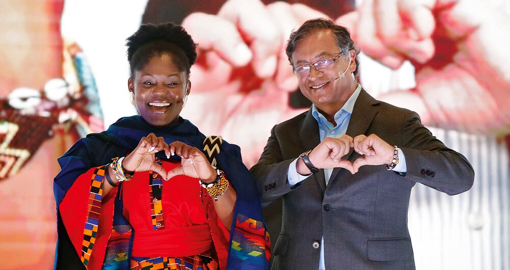  “Gustavo dijo que no somos uno y dos, somos uno y una. Eso quiere decir que somos equipo”. Francia Márquez liderará un ministerio que se va a crear: el de la Igualdad.