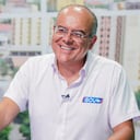 Pasa el tiempo y se revelan más detalles del presunto comportamiento del periodista.
