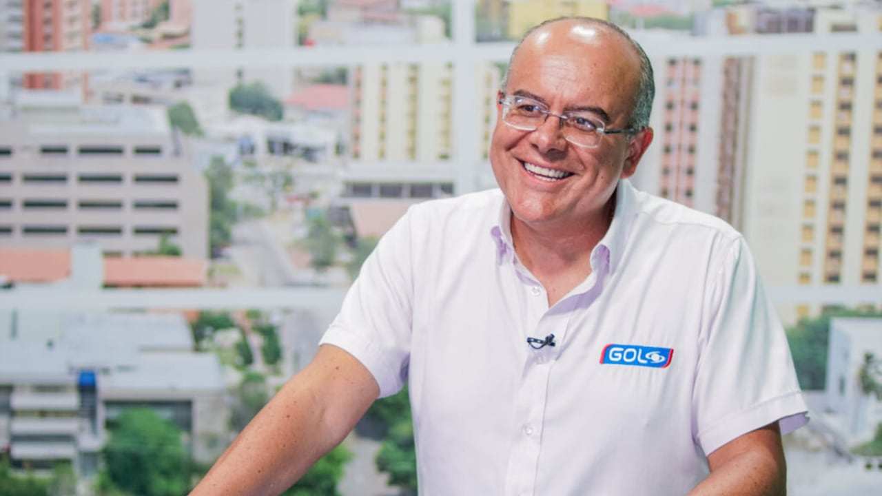 Se revelan más detalles del presunto comportamiento del periodista.