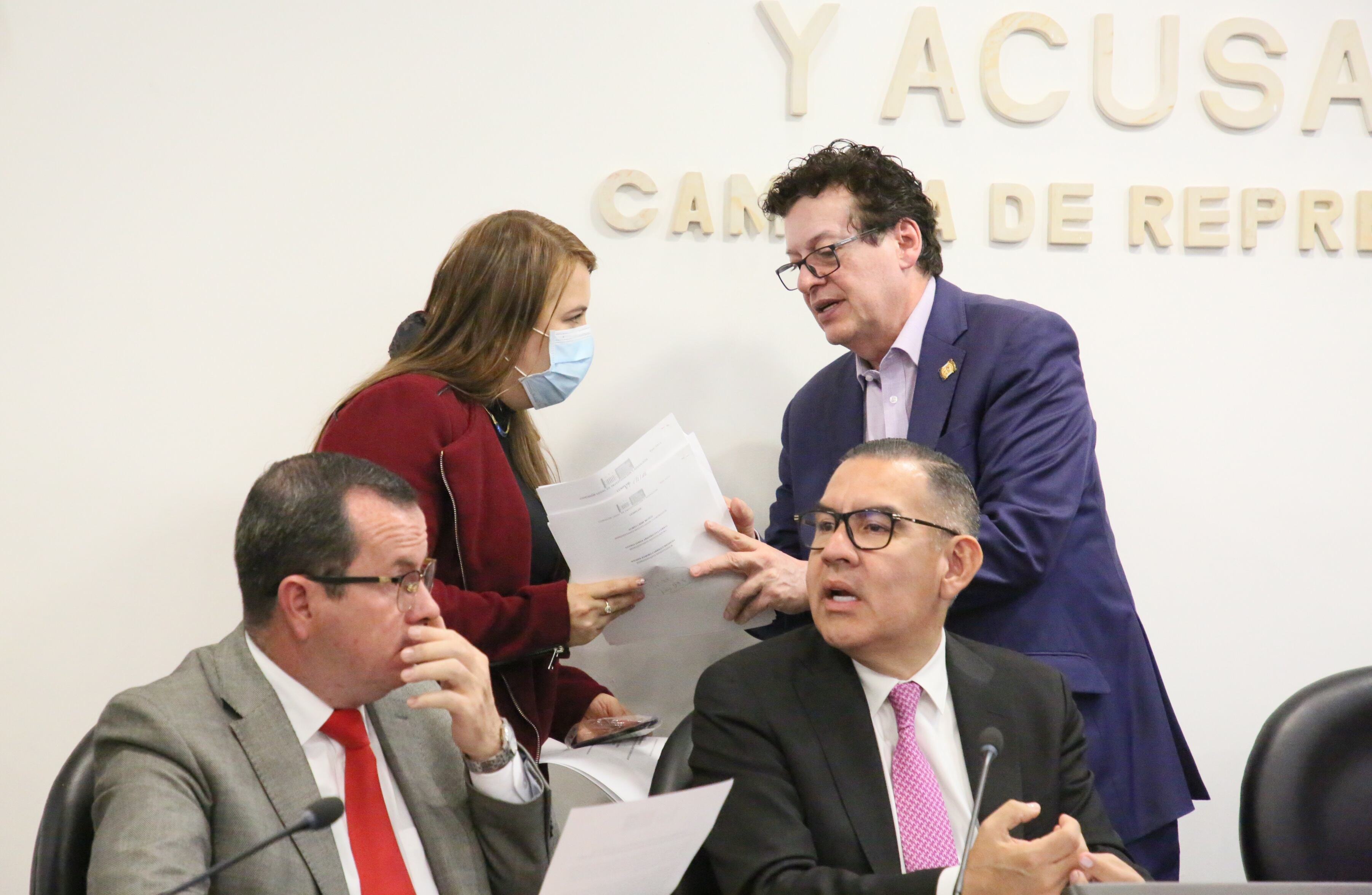 Rueda de Prensa Comisión Legal de Investigación y Acusación
Alirio Uribe Muñoz 
Representante a la Cámara