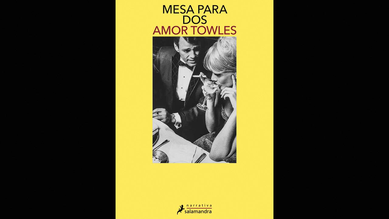 Diseccionamos 'La fila', primera de seis historias que configuran esta nueva obra de Towles, publicada por Salamandra. "La fila es algo muy democrático", explica el autor.