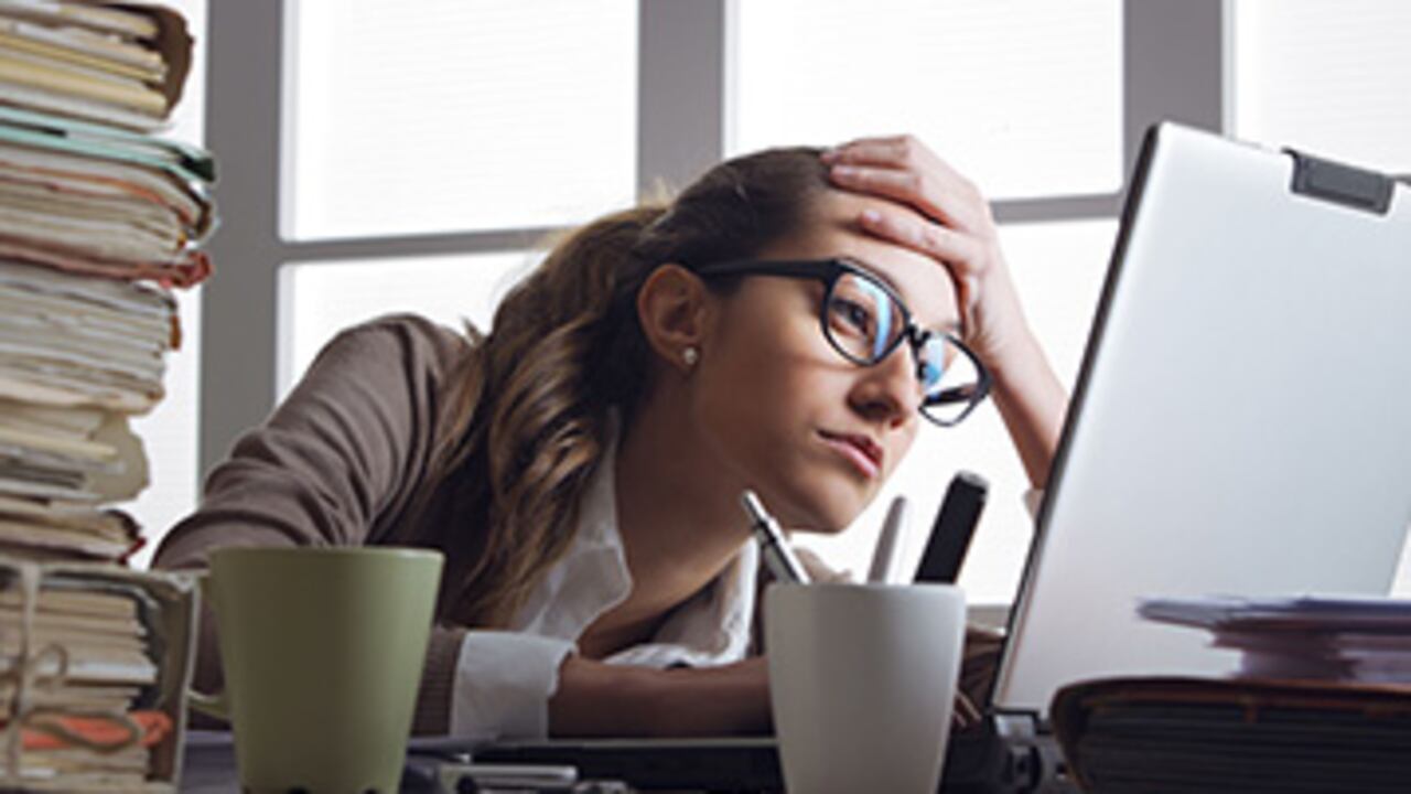 La recomendación es tener un escritorio desordenado al principio de un proyecto y uno limpio al final.