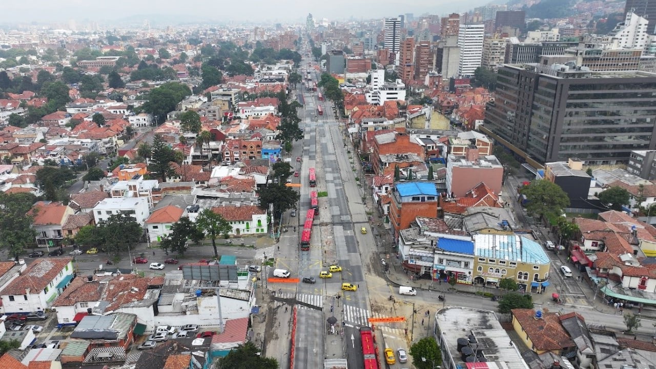 Obras de la primera línea del Metro de Bogotá en la Avenida Caracas