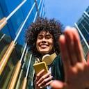 Cómo usar el modo de una mano