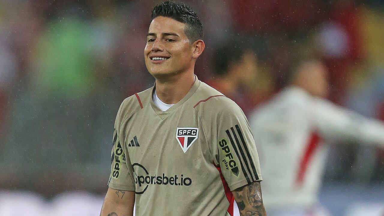 James espera jugar su segundo partido oficial este sábado.