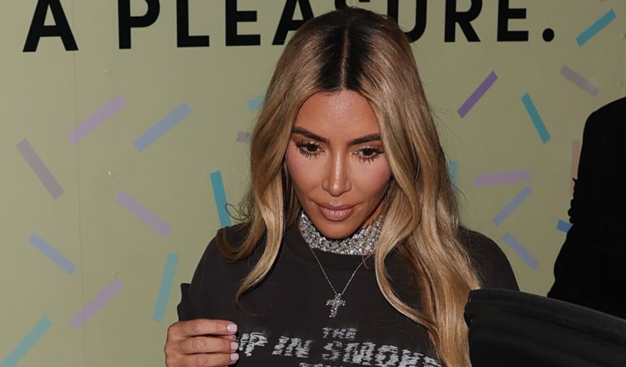 La importante pieza tuvo un costo de más de 200 mil dólares que pagó Kim Kardashian en una subasta