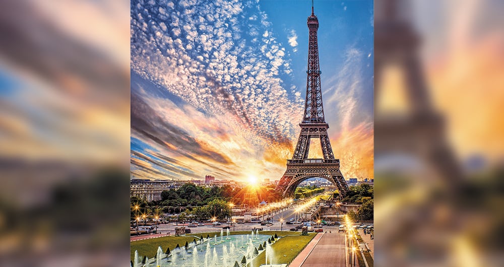 Una caminata al atardecer por los Jardines de Trocadero, frente a la Torre Eiffel. 