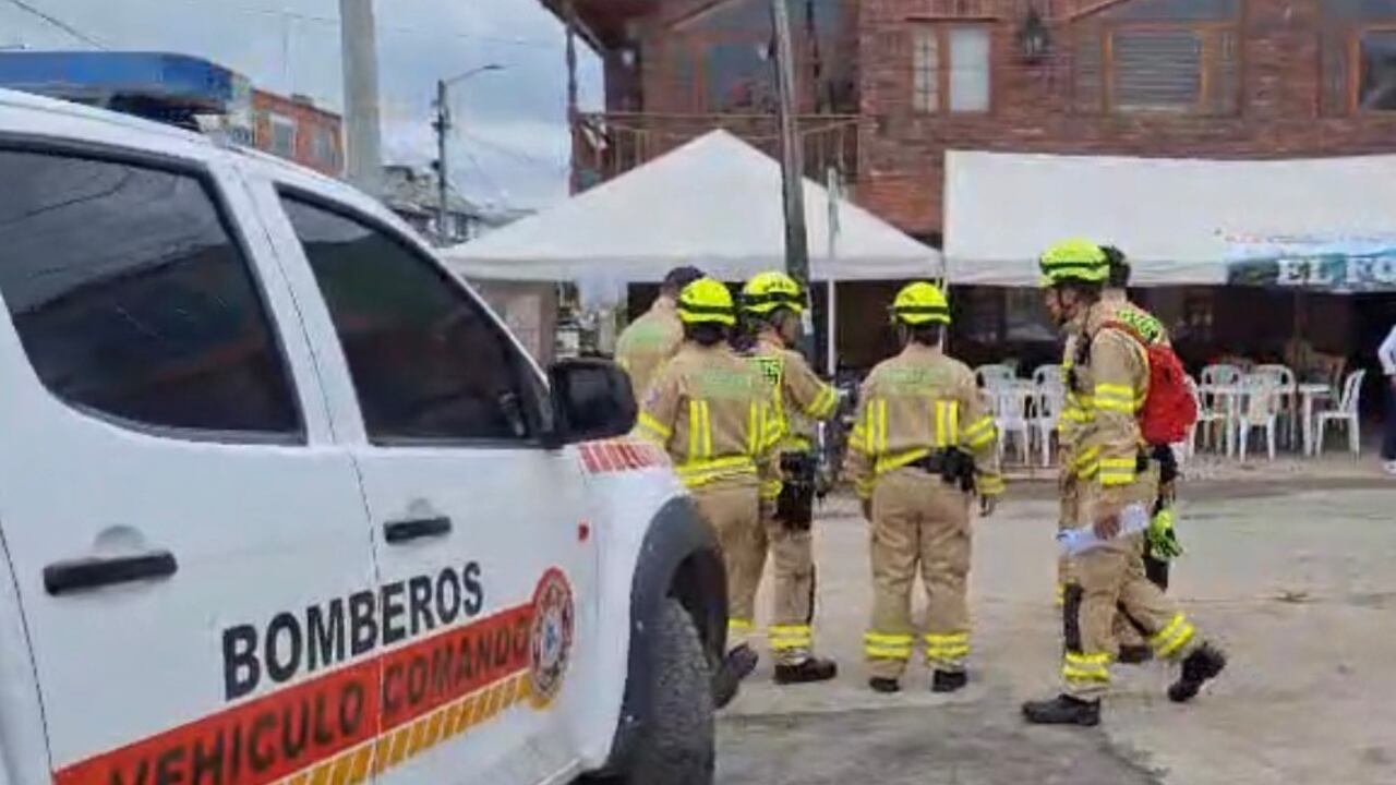 Bomberos de Cundinamarca despliega operativos por la búsqueda.