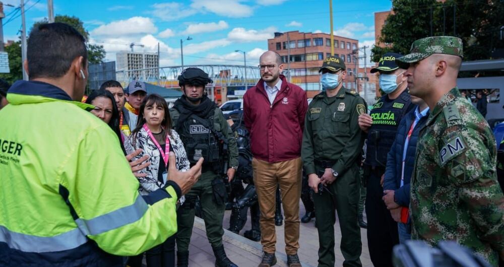 Investigadores de la Sijín, la Fiscalía General de la Nación y Gestores de Convivencia hacen presencia en Usaquén.