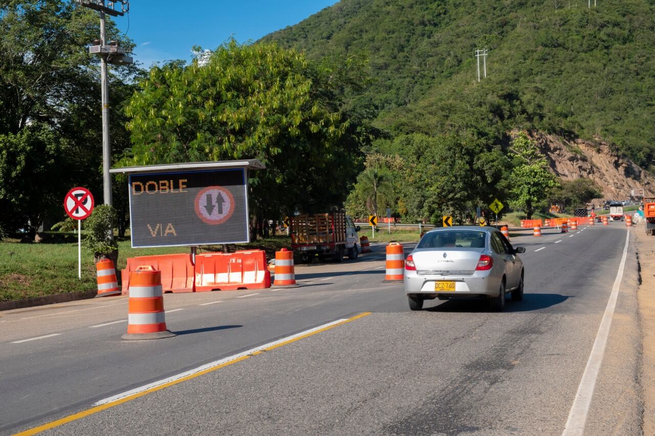 Mantenimiento de la vía Bogotá- Girardot