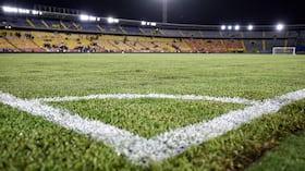 Bogotá. Octubre 13 de 2026. El partido entre Millonarios y Once Caldas, por la fecha 13 de la Liga BetPlay II-2026, fue suspendido debido al estado de la gramilla del estadio Nemesio Camacho El Campín, que no presentó las condiciones adecuadas para el desarrollo del encuentro. (Colprensa - Cristian Bayona).