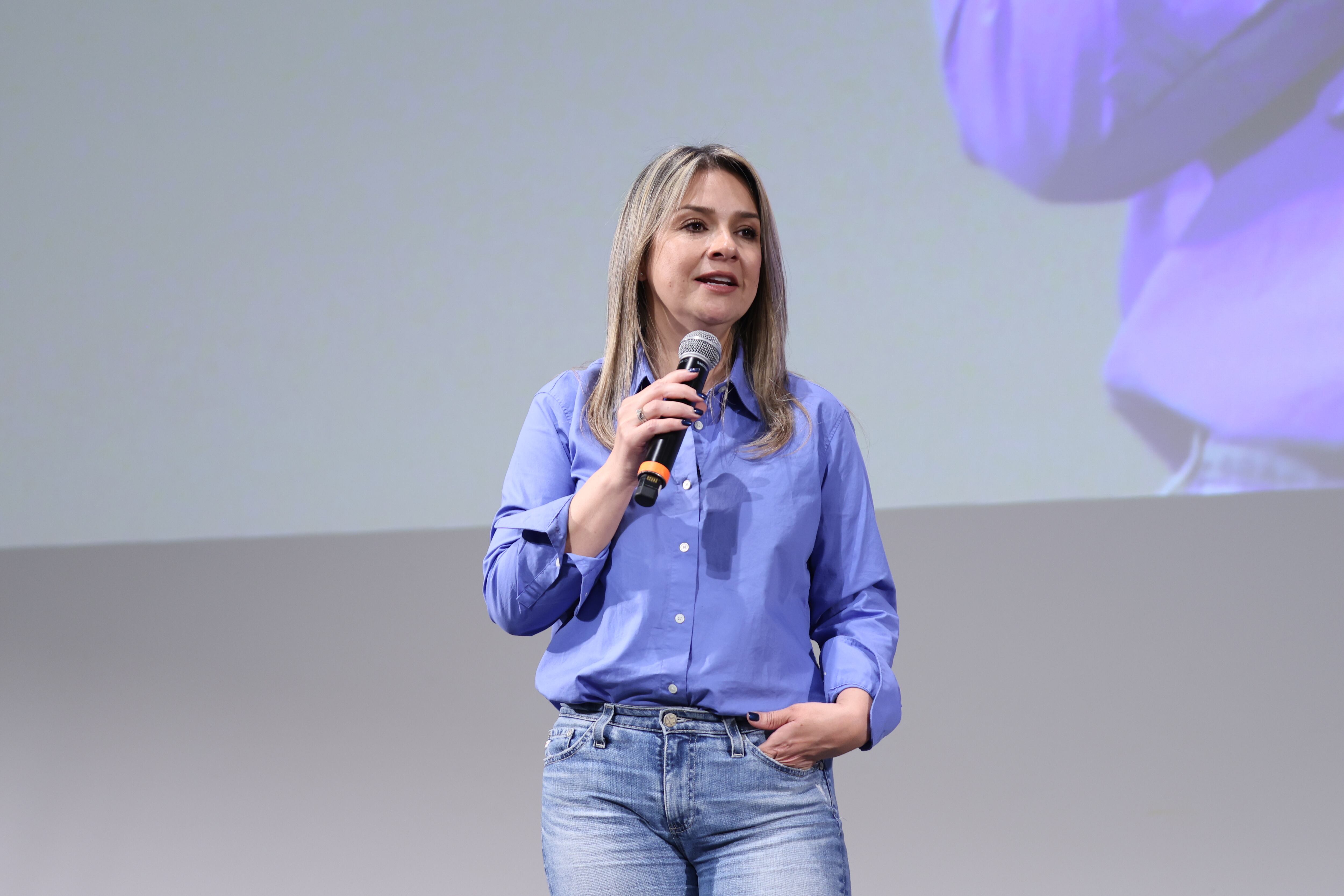Conferencia académica periodismo y democracia