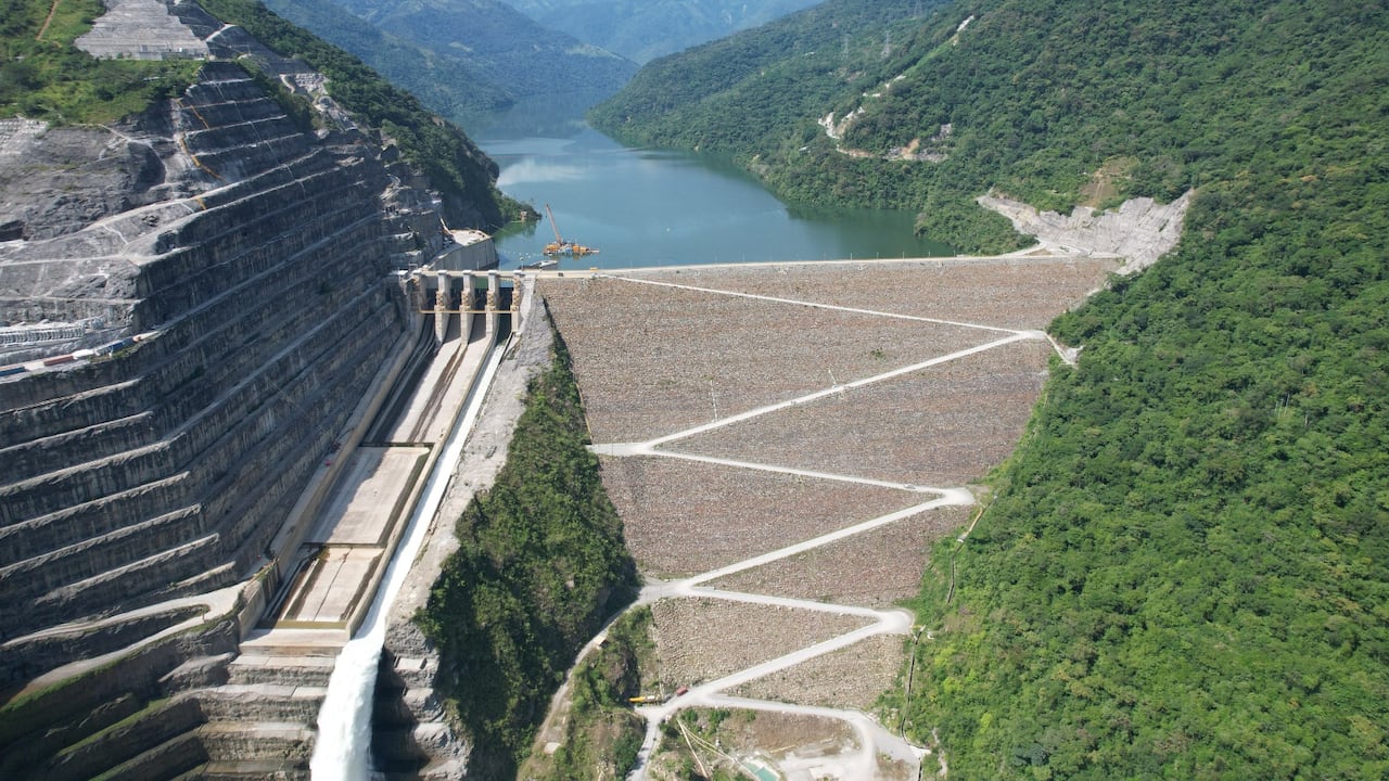 En esta fase se realizará las obras civiles y la instalación de las turbinas 5 a la 8 de la Central Hidroituango.