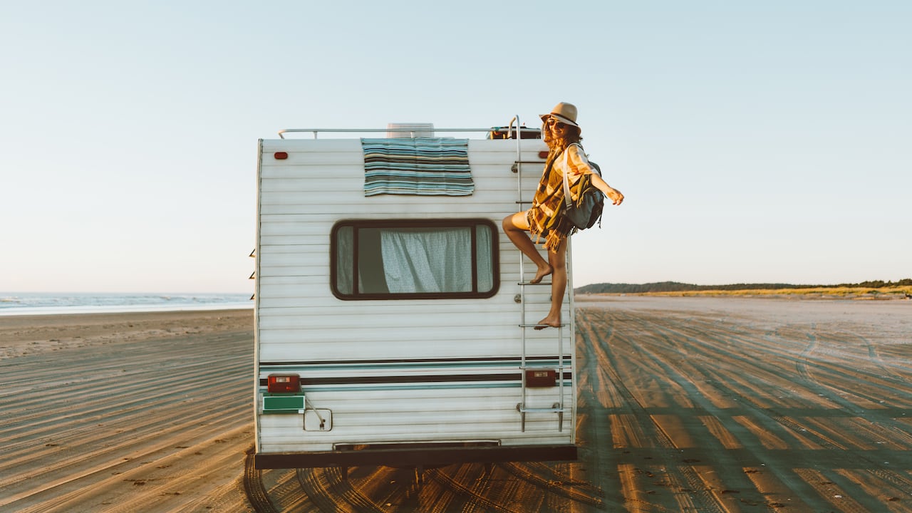 Más del 65% de las reservas en agencias especializadas en viajes para singles son realizadas por mujeres, según datos de Statista.