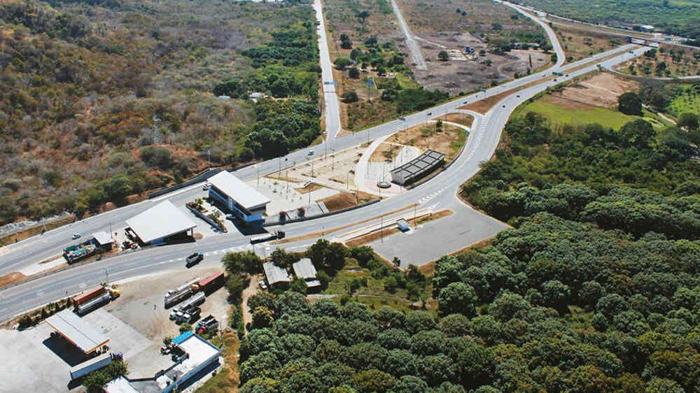 La construcción de la doble calzada Ciénaga-Santa Marta se agilizó durante la actual administración y ahora está próxima a finalizar.