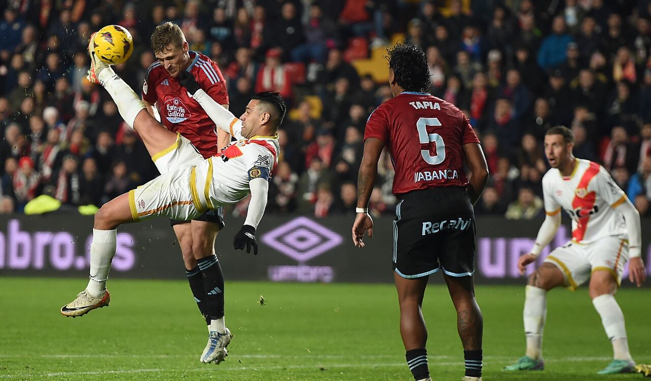 Falcao García estuvo a punto de anotar de chilena ante Celta de Vigo
