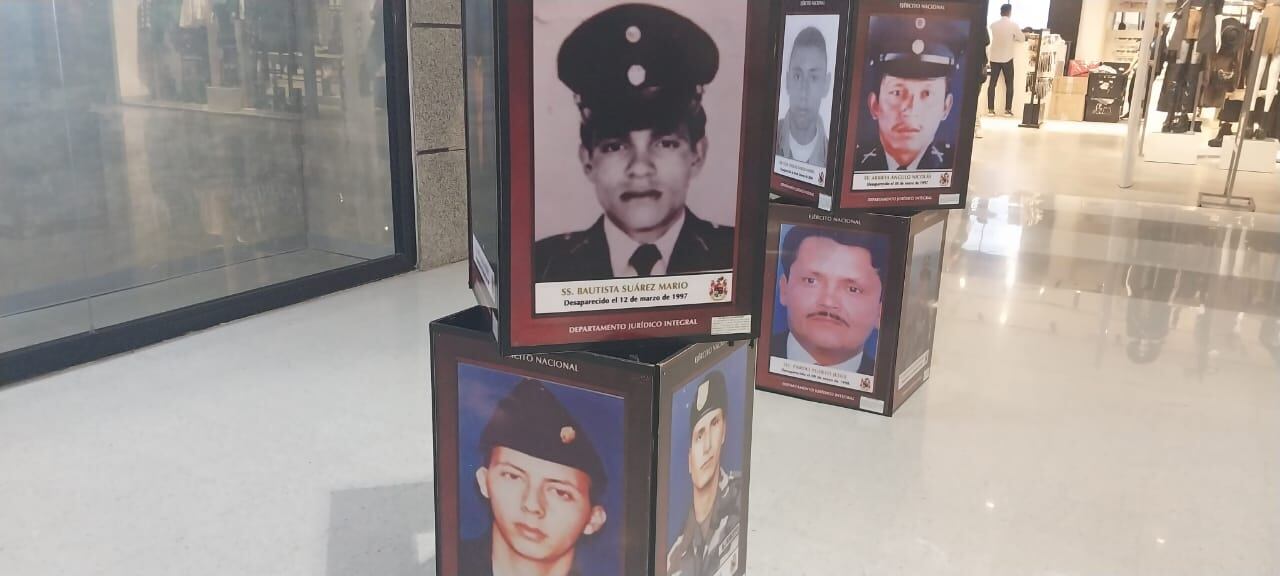 Homenaje a militares desaparecidos