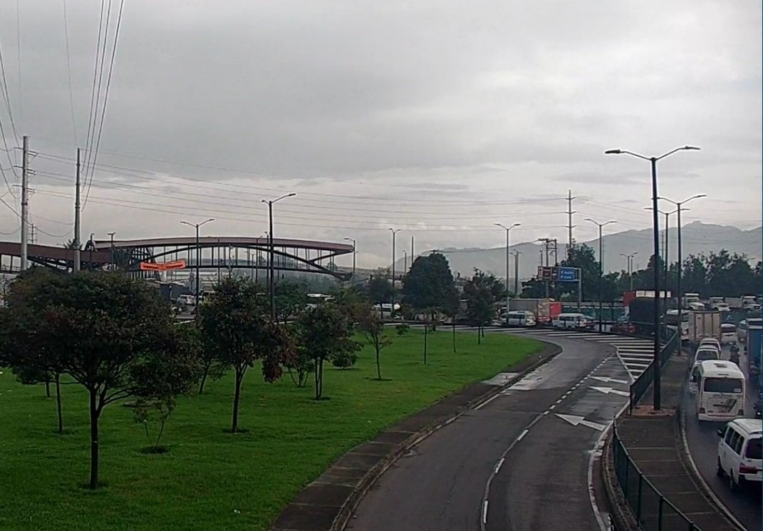 El trancón se registra por un accidente ocurrido en la glorieta de Siberia.