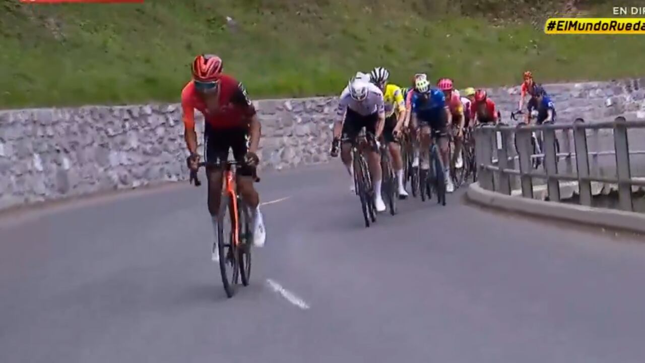 Egan Bernal atacó en la etapa reina del Tour de Romandía