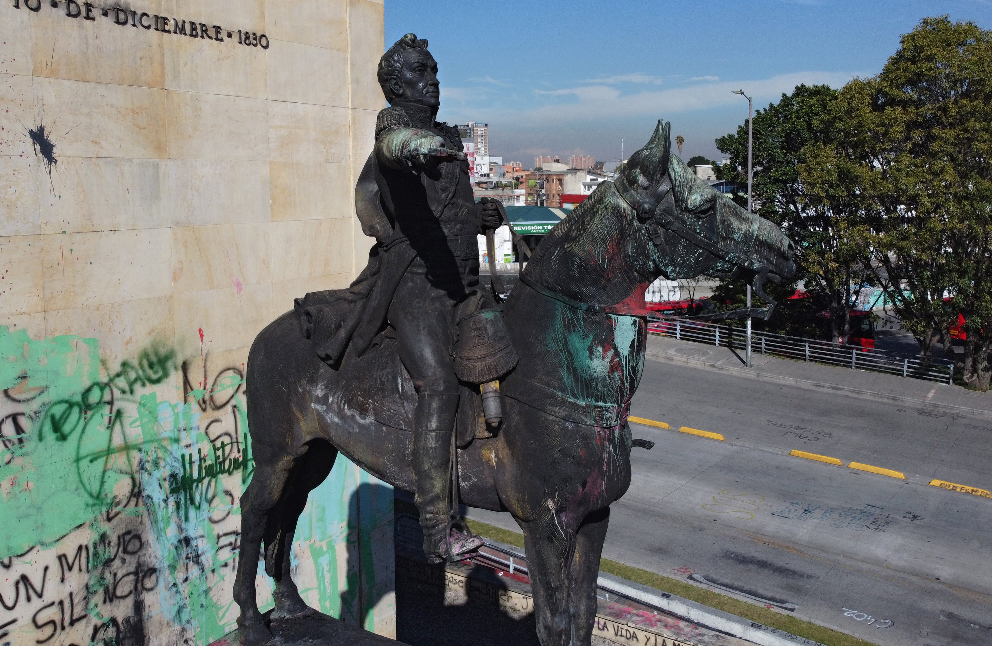 el monumento a Los Héroes