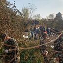 Decenas de rescatistas llegaron a la zona donde cayó la aeronave.