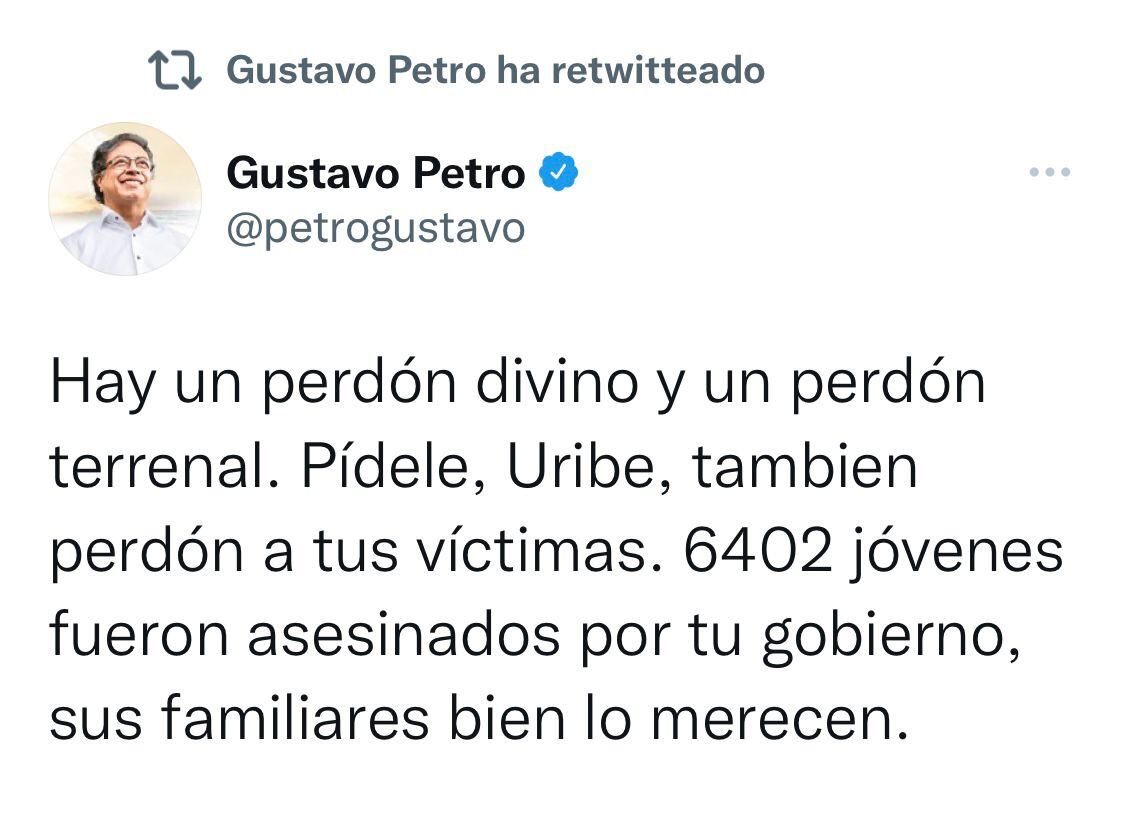 Gustavo Petro le respondió a un mensaje publicado por el expresidente Álvaro Uribe sobre el llamado "perdón social".